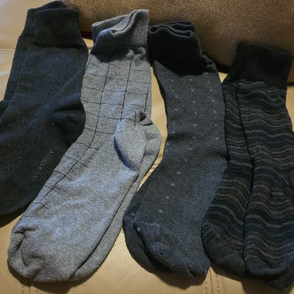 Men's Assorted Gray Socks Set